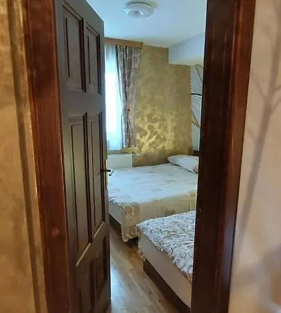 Grand Apartment *