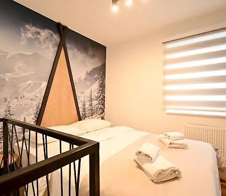 Grand Apartment *