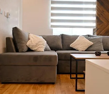 Grand Apartment