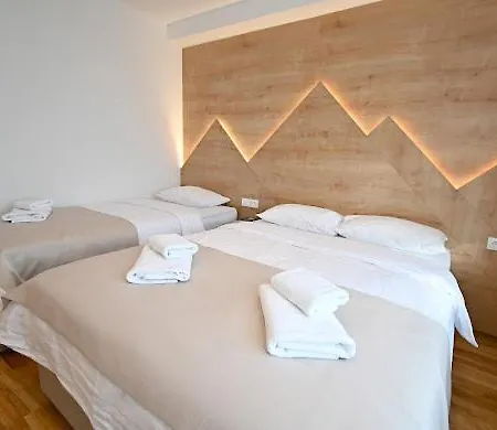 Grand Apartment